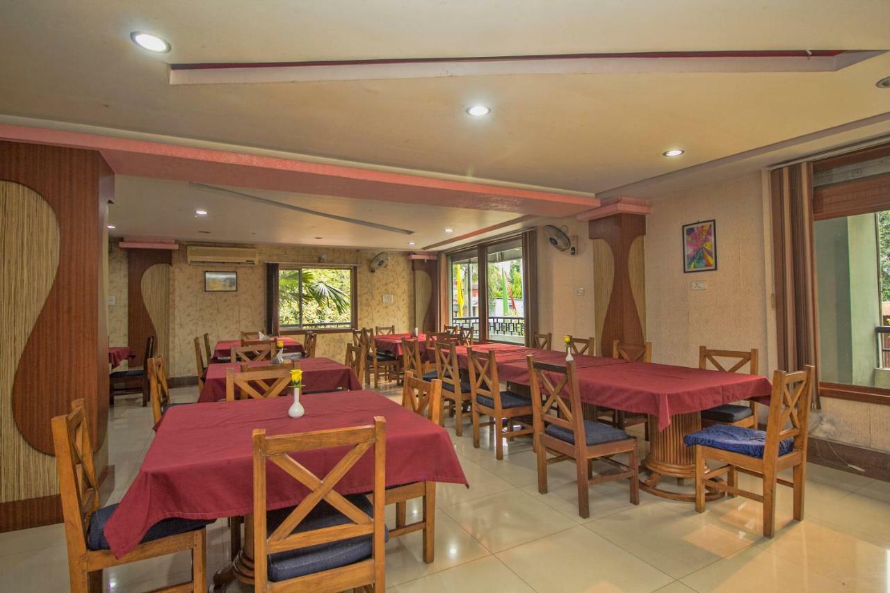 Hotel Nandanik Palace Fālākāta Εξωτερικό φωτογραφία