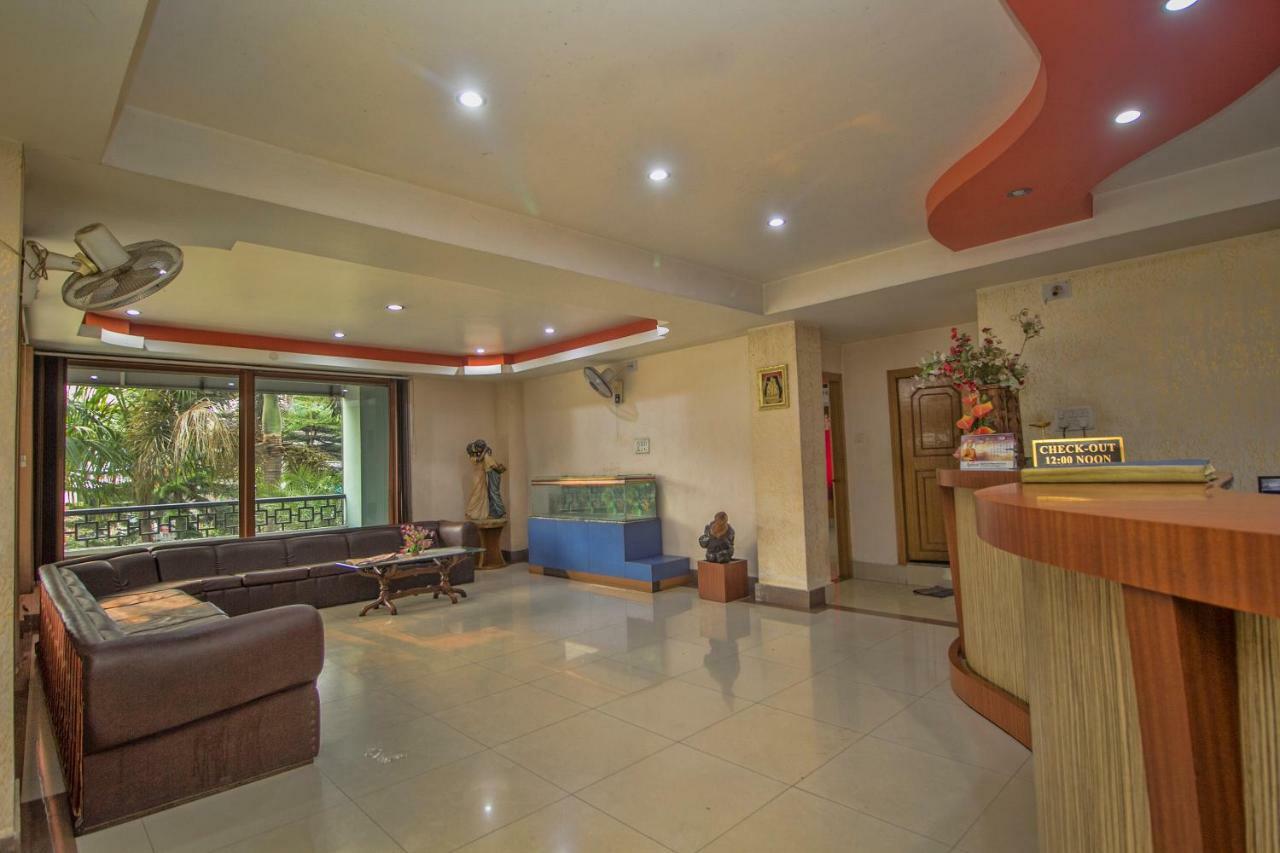 Hotel Nandanik Palace Fālākāta Εξωτερικό φωτογραφία