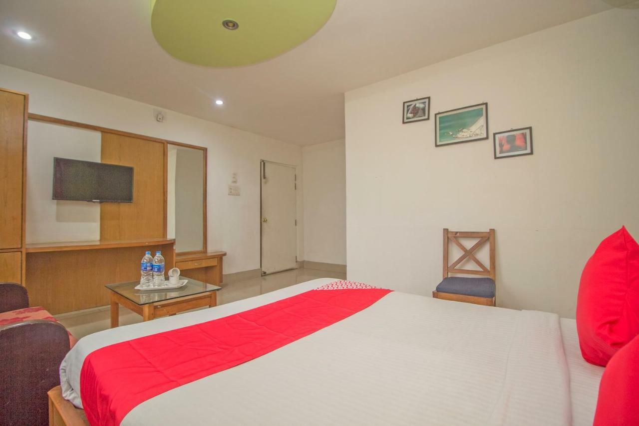 Hotel Nandanik Palace Fālākāta Εξωτερικό φωτογραφία