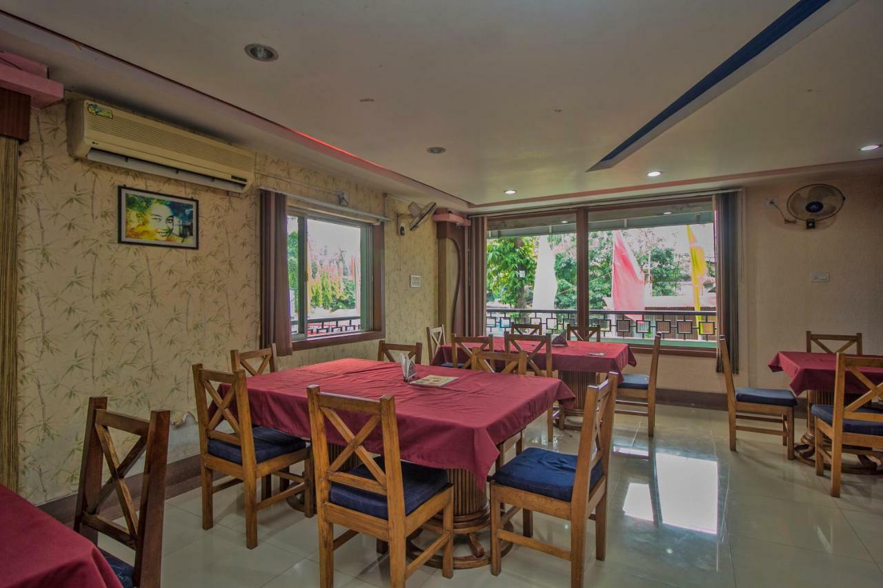 Hotel Nandanik Palace Fālākāta Εξωτερικό φωτογραφία