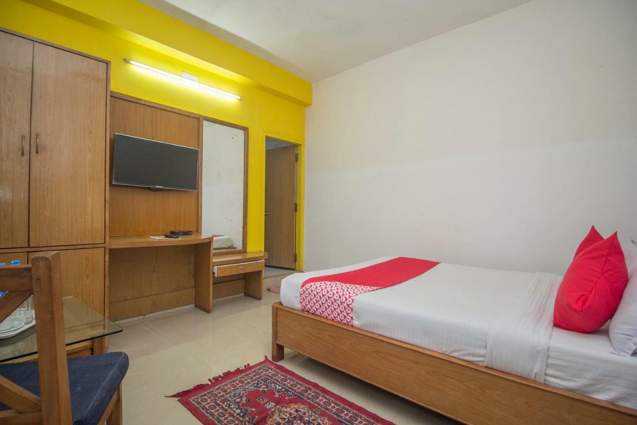 Hotel Nandanik Palace Fālākāta Εξωτερικό φωτογραφία